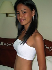 Skinny Filipina beauty takes care of foreigners cock in every way